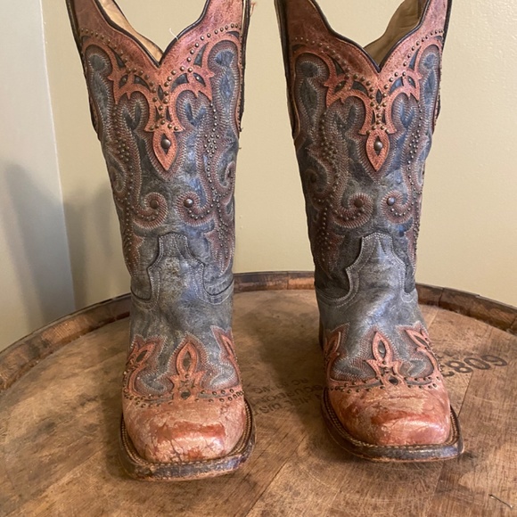 Corral Boots 6.5 (MAKE OFFER) - Picture 2 of 8